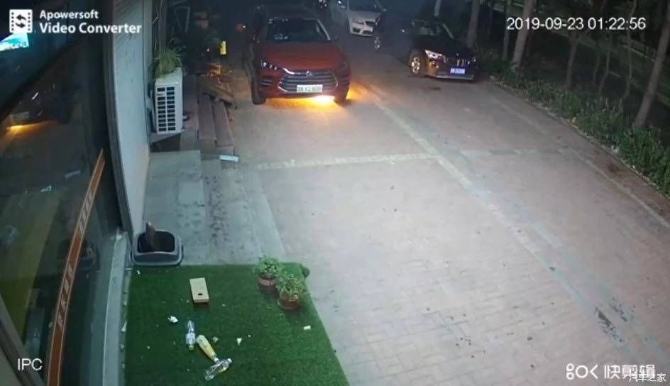 介入|多辆比亚迪e5电动车发生燃烧,怀疑人为纵火,警方介入调查