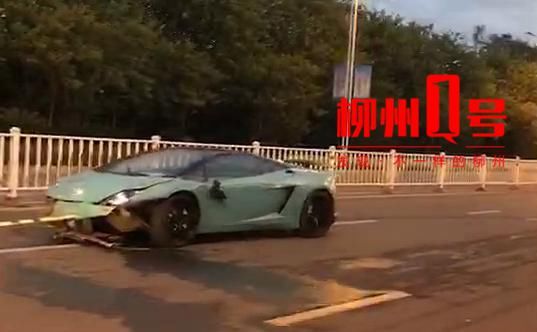  隔离|兰博基尼撞飞学院路隔离栏，铁杆插入车内！半小时后一男子报警自称是司机