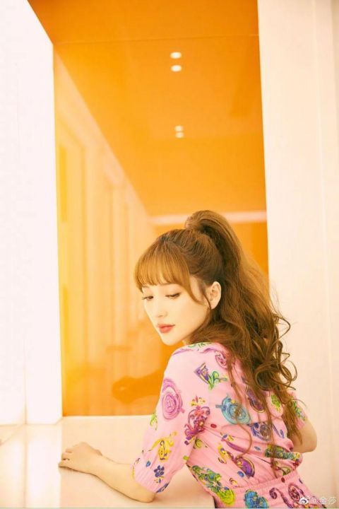  姐姐们|39岁的金莎真的没有吃防腐剂吗 撩人于无形的茶艺妆太嗲啦