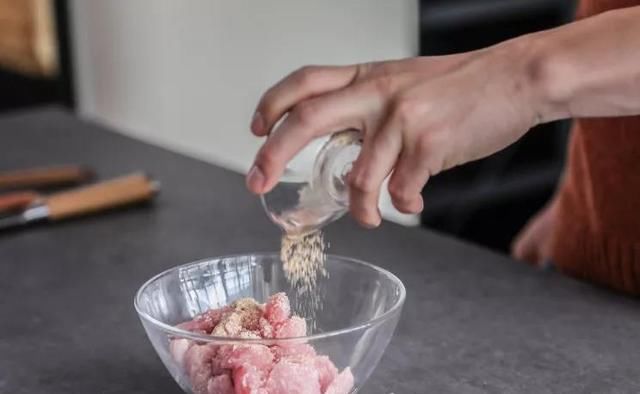  淀粉|酸甜可口的夏日开胃樱桃肉，专治夏天没胃口，喝酒理由又多一个