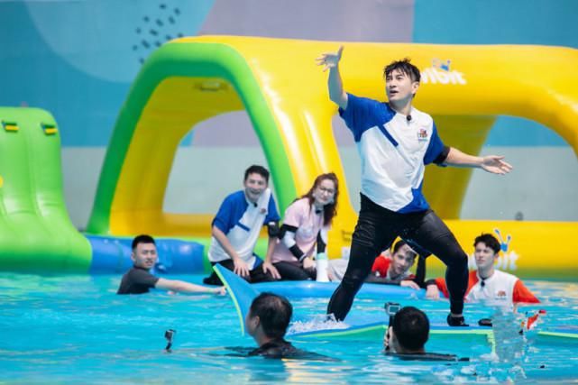  加盟|杨洋、陈学冬、王耀庆、吴奇隆加盟，这档节目连续两周收视第一