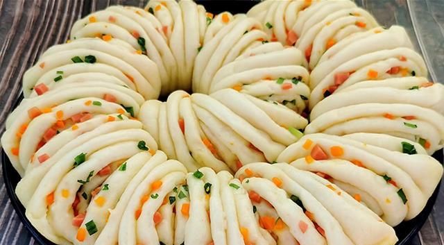 饺子|花卷创新做法:有菜有肉,口感丰富,比包子简单,比饺子还香