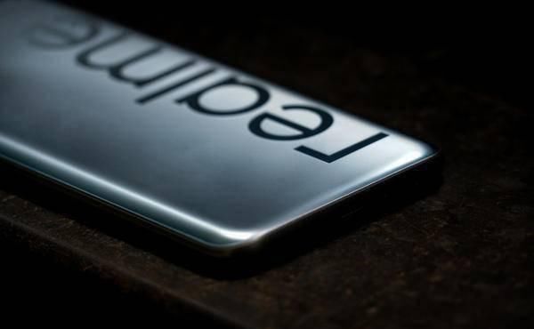  不止|realme 真我 V5：不止「奥利给」