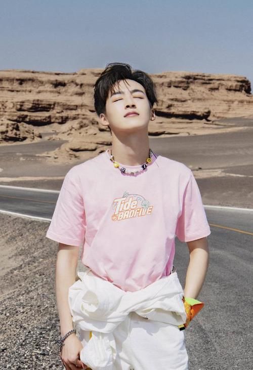  萧山|R1SE家境揭秘，萧山阔少何洛洛，茶庄少主焉栩嘉，而他最富有