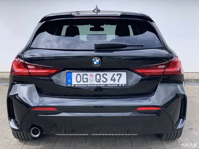  运动|全新宝马1系两厢版，这么运动的造型，怎能不心动呢