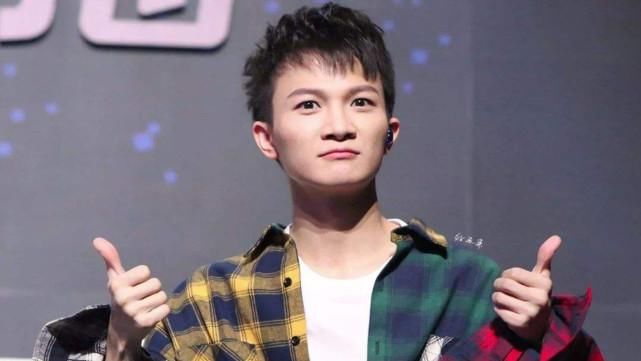  终于|从《中国好声音》惨遭淘汰，到如今《歌手》冠军，周深终于火了！