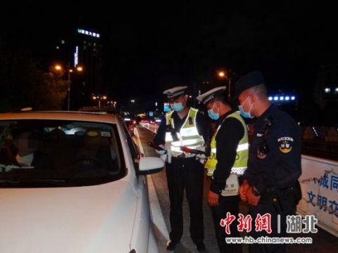 严管严查|利川警方“大联查行动”查获各类交通违法377起