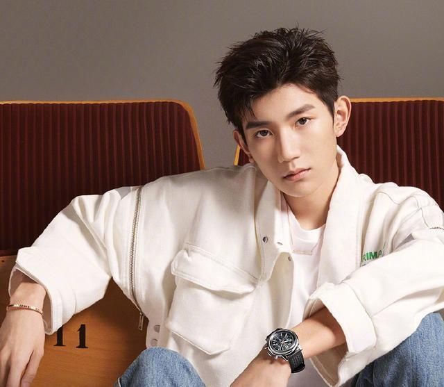  全网|全网00后明星热度排行：周震南第4，黄明昊第3，王源输给了他！