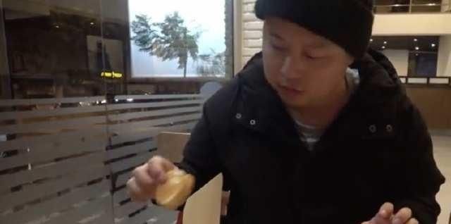 羡慕|在非洲点了一份40元的肯德基，看到这个分量，太惊喜了！真羡慕