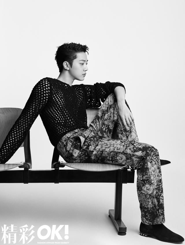  风格|赖冠霖最新杂志大片来袭，多种风格穿搭尽显别样魅力，时尚感爆棚