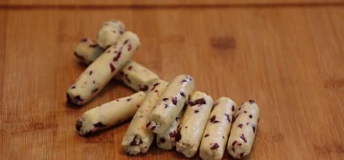 奶香|原来吃不完的奶粉可以做成酸奶条,不放任何添加剂,奶香浓郁