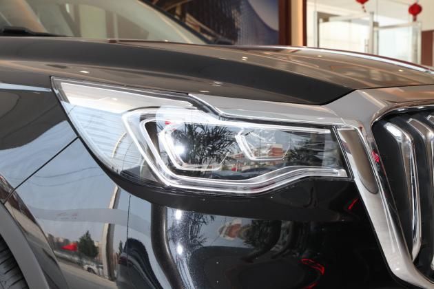  HS7|谁说年薪30万不能买？ 沃尔沃S90 vs 红旗HS7