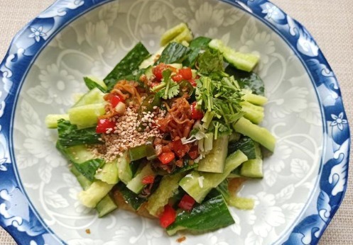 黄瓜|凉拌黄瓜料汁怎么调?多数人不懂,调味品乱放,怪不得味道不好吃