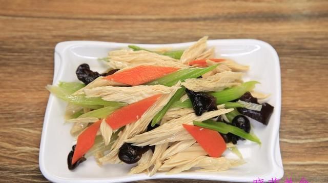  刚好|香辣牛肉条、麻辣海带丝、香菜猪肝、牙签烤肉的美味做法下酒刚好