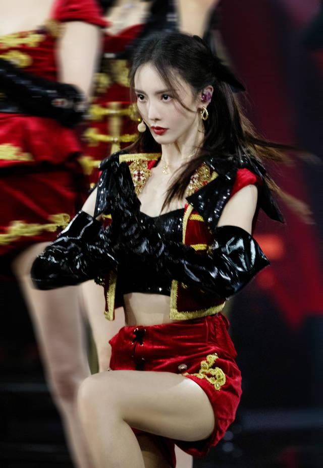  造假|《浪姐》投票被质疑造假，金晨蓝盈莹粉丝停止投票，及时止损