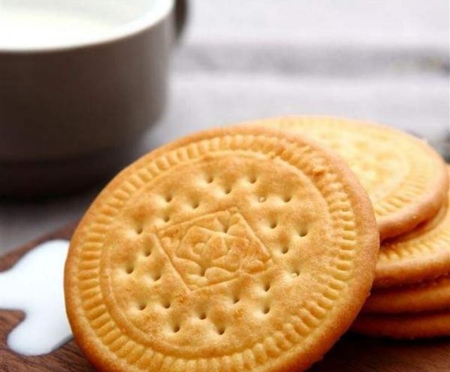  批评|被张文宏点名批评的3种早餐，很多家长天天给娃吃，你家呢？