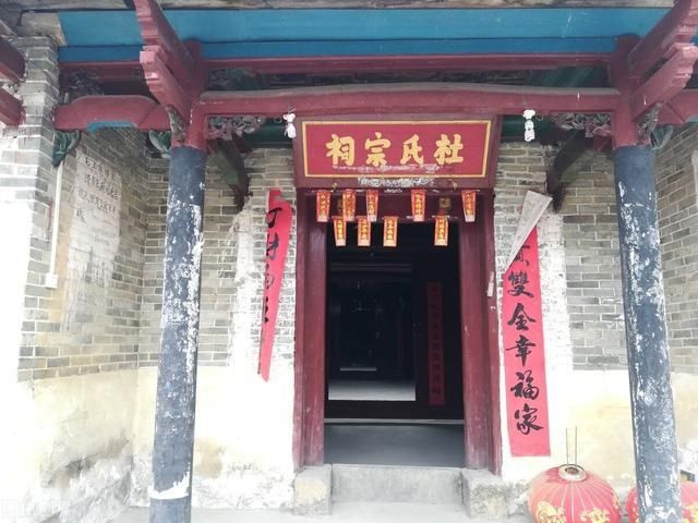 子孙|“坟头塌消子孙稀，坟上无草绝家资”指啥？快看看吧，别被笑话了