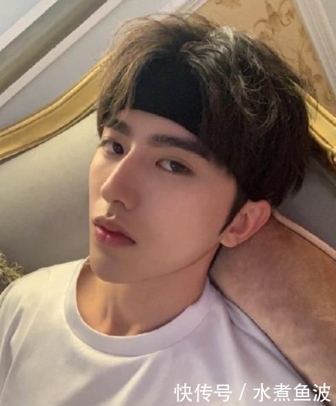 出道|刘雨昕出道后变化大没关注导师蔡徐坤,没回徐梦洁出道夜祝福