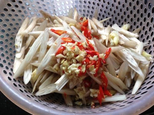 营养|三伏天宁可没肉吃,也要吃这菜,1斤15元,清热润燥,不吃就没了