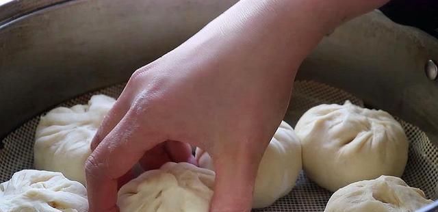 调味料|白菜新吃法,不炒不炖,我家一周做5次,孩子爱吃,太香了