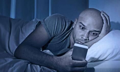  患癌|年轻是本钱，5个坏习惯最好少做，易患癌，最好改掉