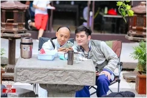 真实|聚齐谷智鑫、凯丽、何炅、万茜等大腕的剧，却没有一个明星光环