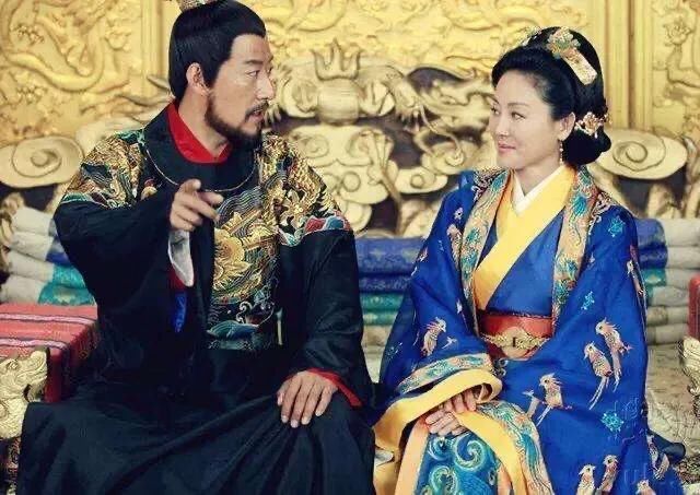 不料|马皇后葬期下大雨，朱元璋大怒，不料一和尚仅说了20个字，救了大家