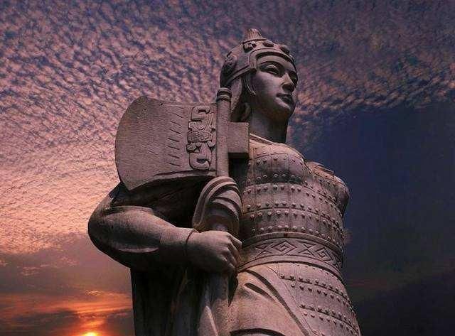  公元|公元1200年，商朝一奇女子多次受命征战沙场，击败数十个小国，她是谁？