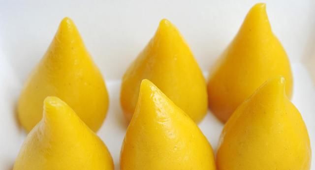  窝窝头|玉米面窝窝头的做法，吃起来口感饱满，比馒头都香！