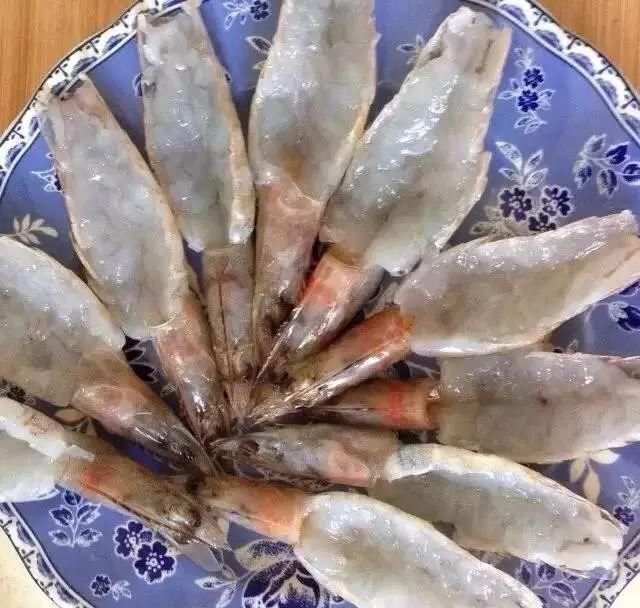 切成|教你切花刀!轻松做出鱿鱼花卷、开背虾、松鼠鱼→