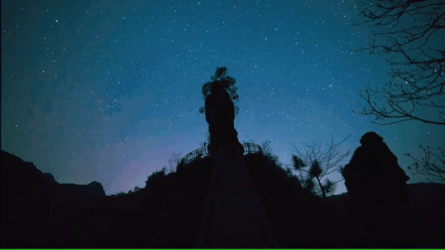  露营|小众游|泛舟露营戏水K歌……漫步夹缝岩，感受惬意悠然