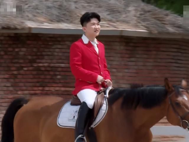  做客|张大大做客跑男节目，当站在168cmbaby旁边，他确定是有175？