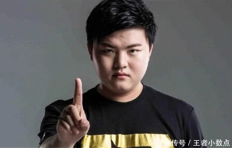 关系|沫子带UZI吃鸡,天霸都是UZI粉丝,7年前就认识还有着这层关系!