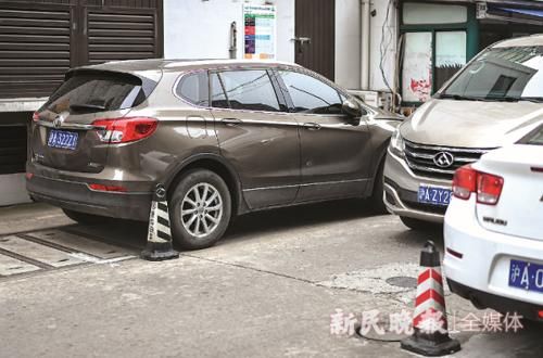  建议|人民建议丨乱停车！乱搭建！乱堆物！城市“啄木鸟”之问：谁堵住了小区生命通道？