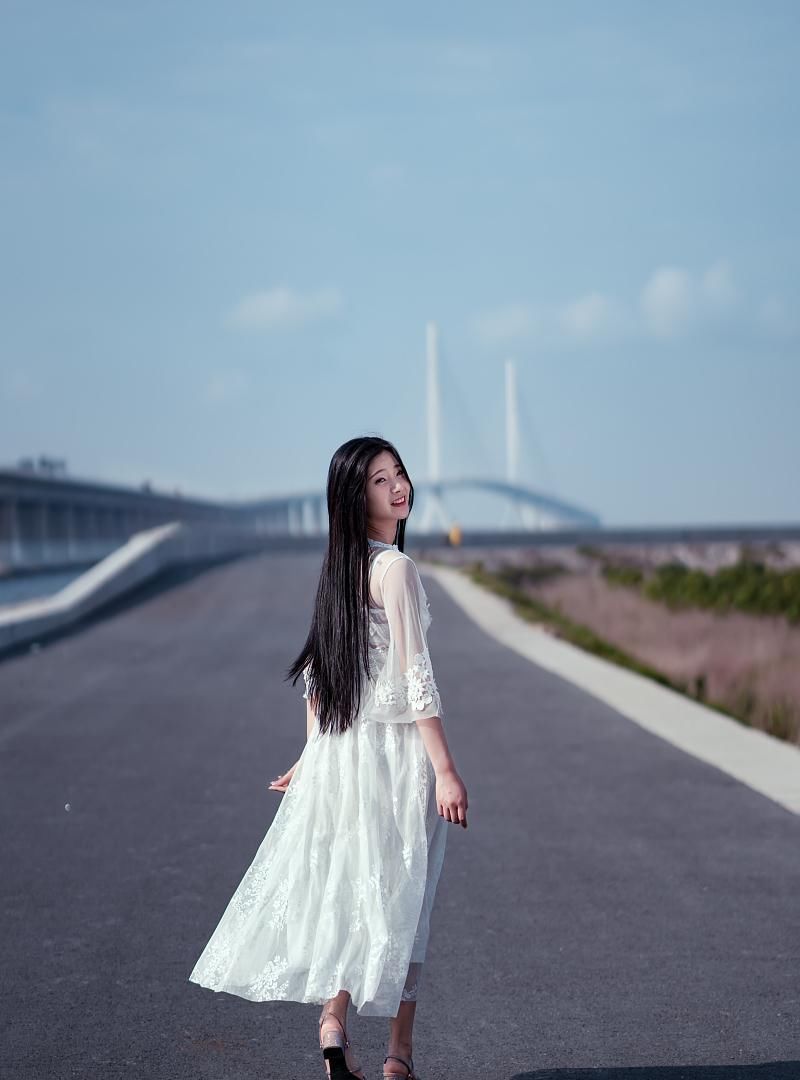  颜色|“回眸一笑百媚生，六宫粉黛无颜色”，“颜”字飞花令来了