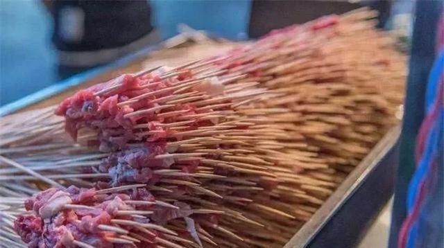 东北大板|那些年很火的小吃,却又突然销声匿迹的街边小吃,大家还记得吗