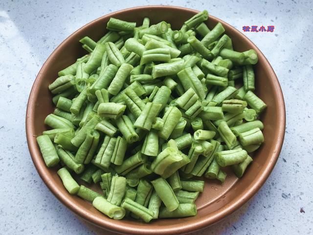 软嫩|炒牛肉又老又柴嚼不动?跟我这样做软嫩爆汁儿,像豆腐一样软