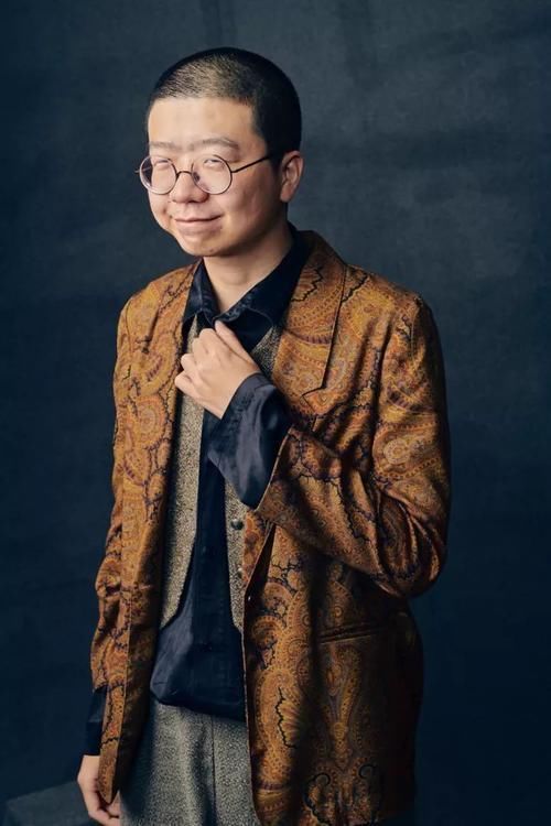  最早|王自健最早让中国观众认识脱口秀，后来李诞取代他成为脱口秀之王