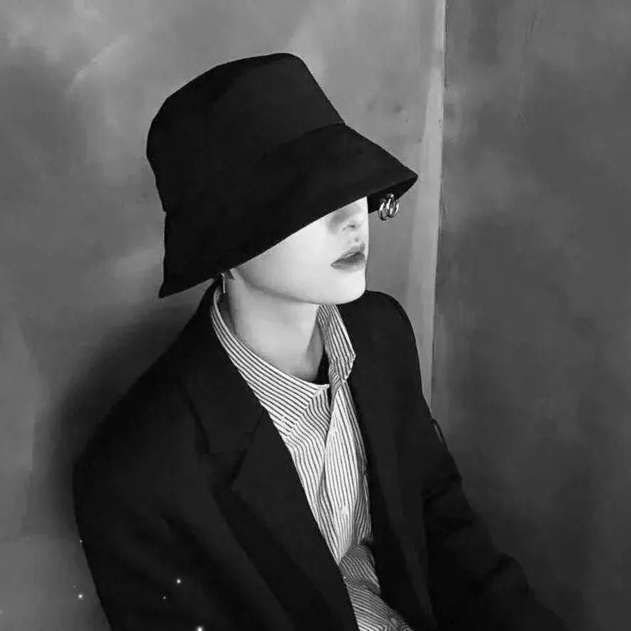  孤独|情侣头像丨你不孤独，你有我