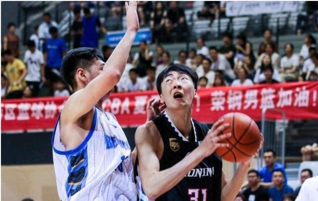  爆发|18分钟砍10+7！2.13米小周琦再次爆发 郭士强要早重用他该多好