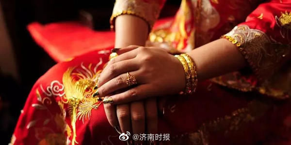 倡议|#山东沂水倡议结婚彩礼不超1万元# 喜宴不超10桌，婚车不超6辆