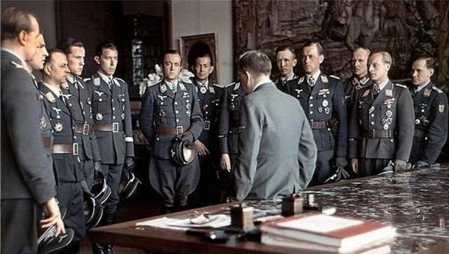 狂人|1938—1940，战争狂人希特勒的20张高清彩照