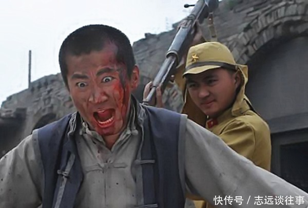 燕双鹰|抗日神剧:轻功躲子弹我忍,包子手雷我忍,燕双鹰的皮衣我忍不了