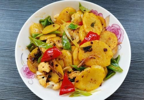 外酥|8月胃口差,遇到这菜别错过,一煎一炒,外酥里嫩,鲜美又下饭