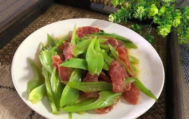  盘中备用|7月底，条件允许的话，这食材要多吃，是菜也是药，错过等明年