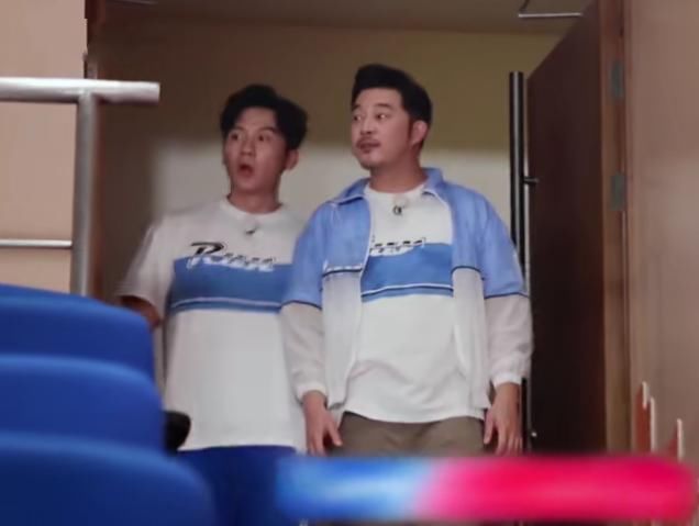  李晨|邓超其实也参与了这一季跑男的录制，就在李晨身边，你发现了没？