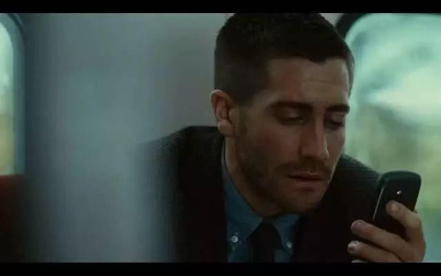 男主人公|源代码:8分钟拯救世界的烧脑电影,愿一切都能停止在那一吻