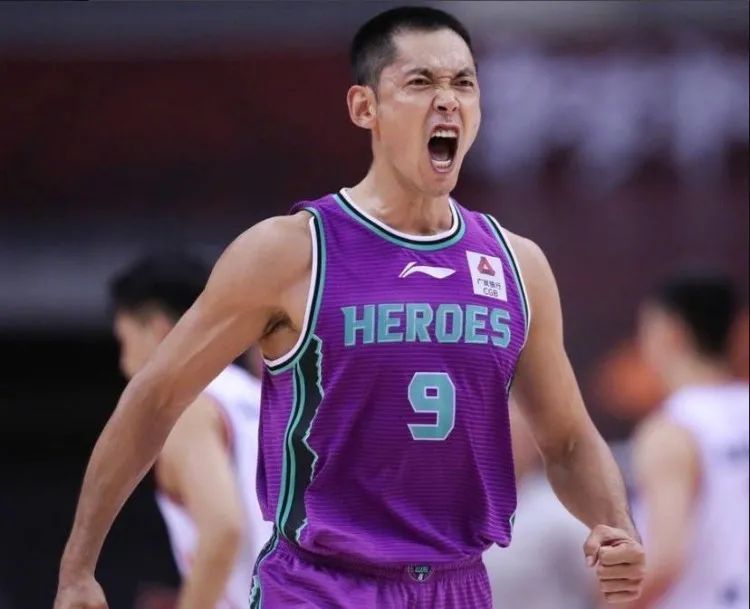  淘汰|宣布退役？狂砍37分却被淘汰，39岁张庆鹏赛后一段话，让人泪奔