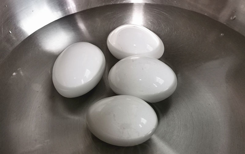  早餐|鸡蛋别总白水煮，试试这样做，香辣入味，挑食的孩子抢着吃！