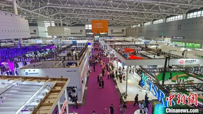 “CHINAPLAS 2023 国际橡塑展”在深圳开幕 展会规模创新高